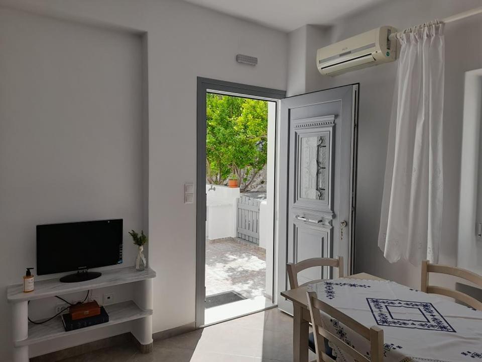 Matilda Milos - Cycladic Living Apartment Triovasalos Exterior photo
